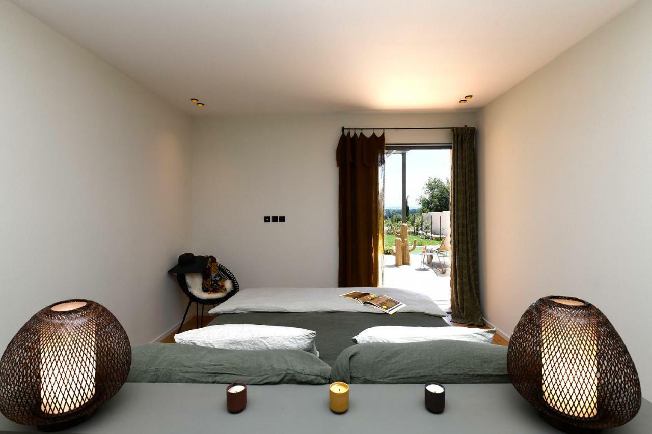 Les Loges En Provence "Villa Garrigue" Villeneuve-lès-Avignon Exteriör bild